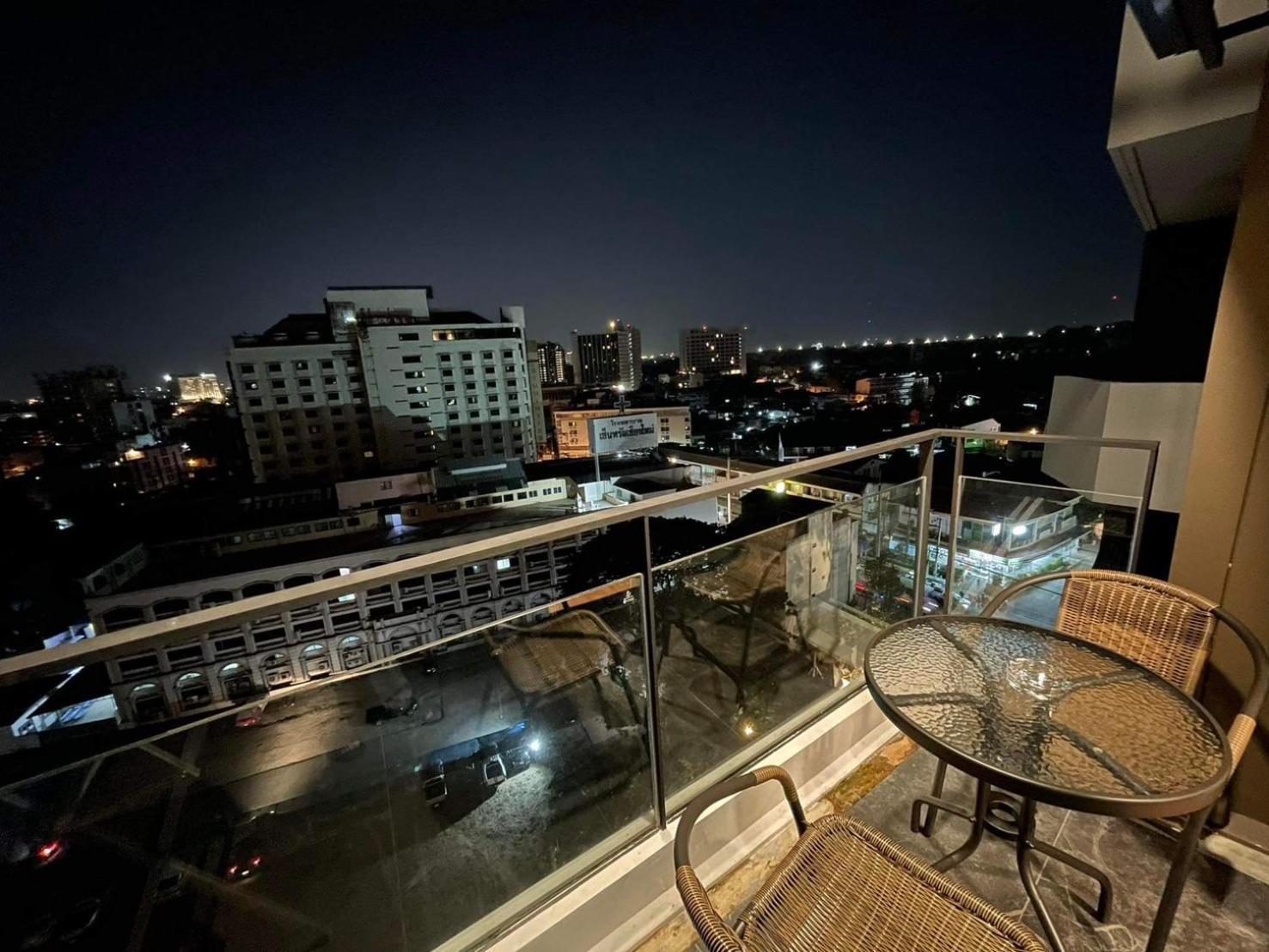 The Astra Sky River Condo チエンマイ エクステリア 写真