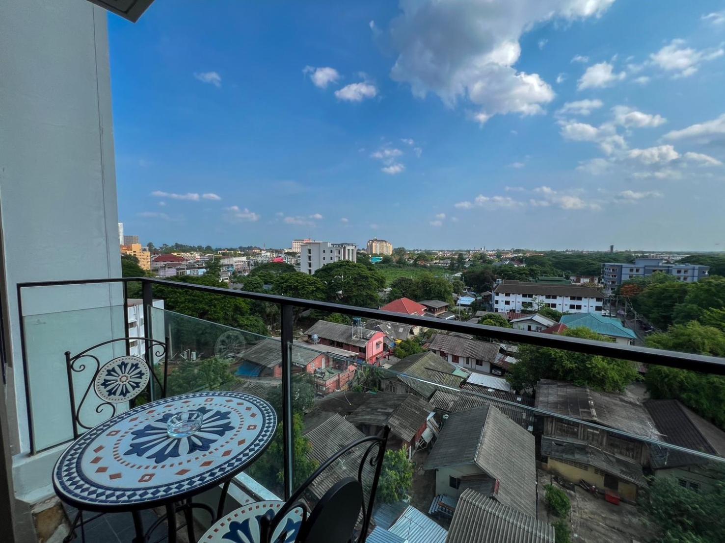 The Astra Sky River Condo チエンマイ エクステリア 写真